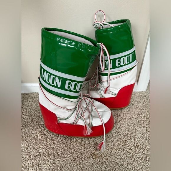 Moon Boots Women’s Size 10 42/44 Italy Flag Colors Limited Edition - Picture 1 of 8